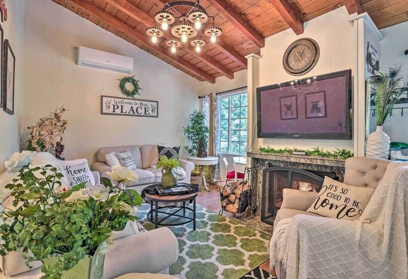 1 Mi To Lake Gregory: Boho Crestline Cabin