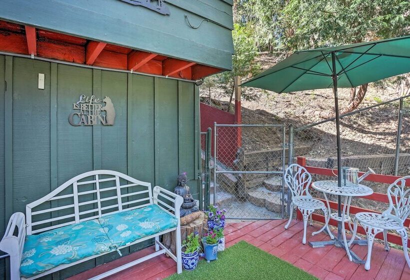 1 Mi To Lake Gregory: Boho Crestline Cabin