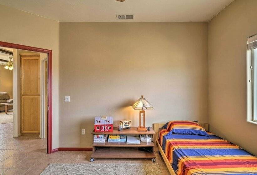 Borrego Springs Stargazing Home W/ Mtn Views