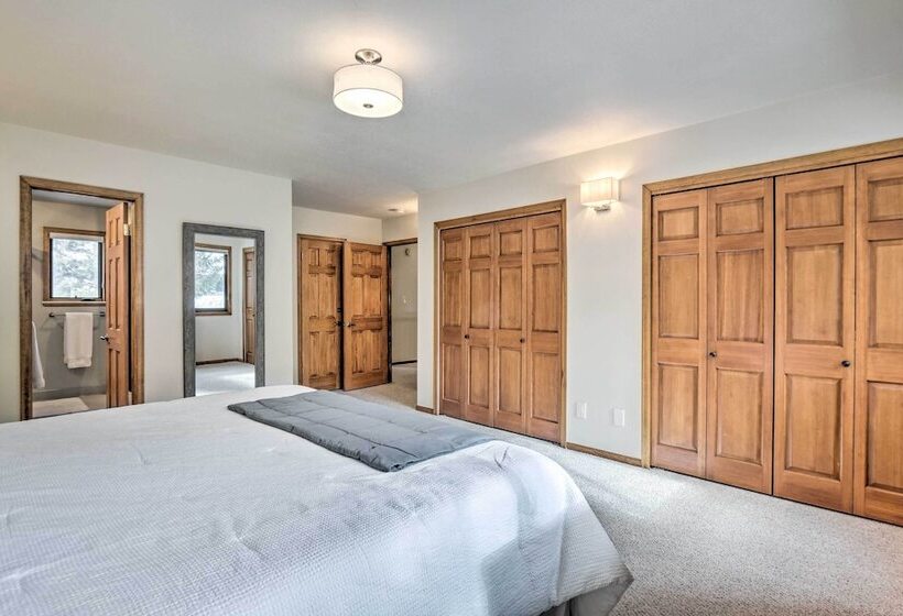 Bright Eagle Vail Escape W/ Deck + Mtn Views!