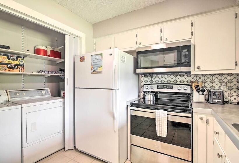 Bright Jonestown Retreat W/ Yard & Porch!