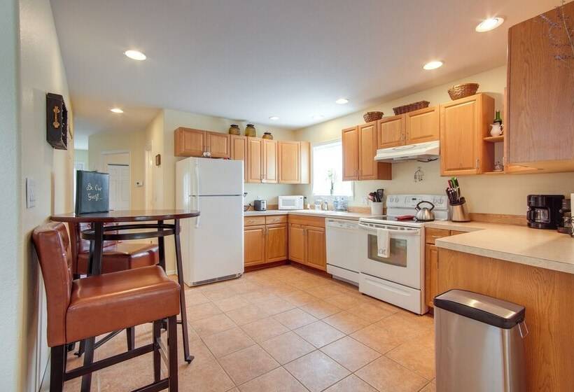 Buena Vista  Shambala  Sanctuary Near Main St!