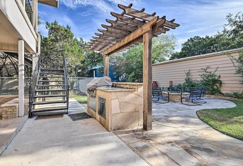 Canyon Lake Home: Hill Country & Water Views!