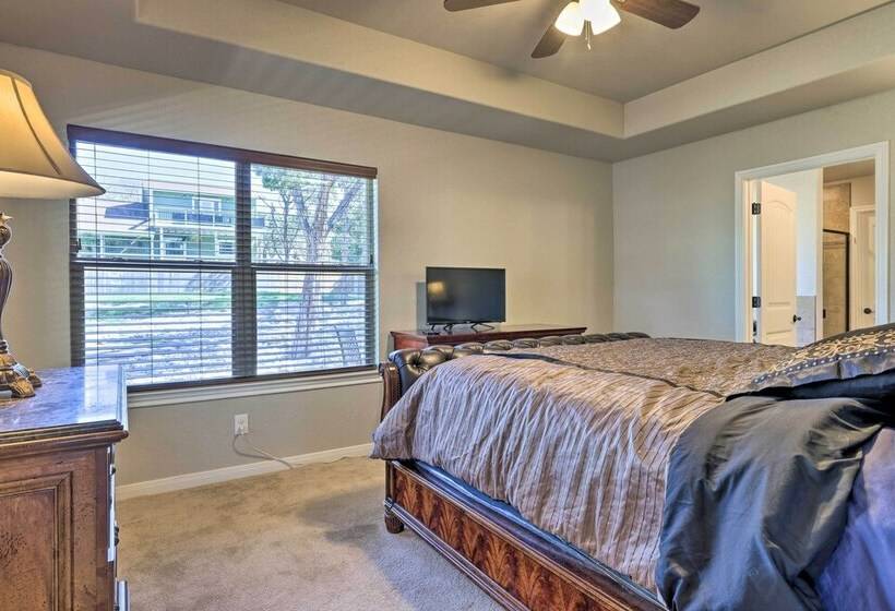 Canyon Lake Home W/ Grill ~ 1 Mi To Boat Ramp