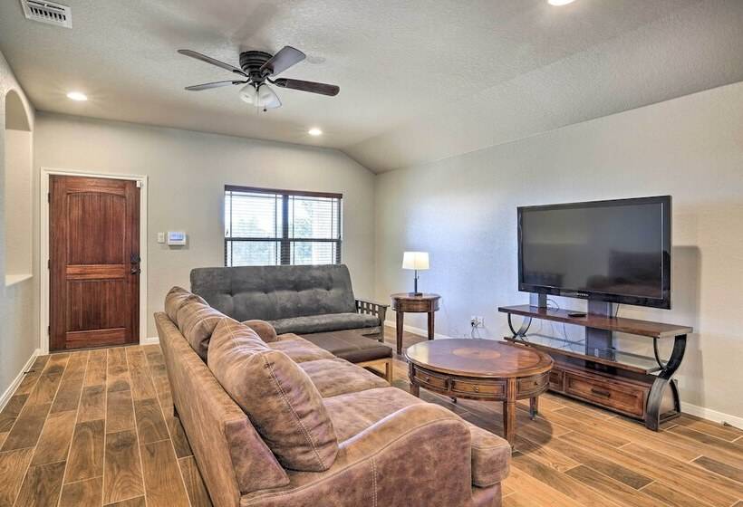 Canyon Lake Home W/ Grill ~ 1 Mi To Boat Ramp