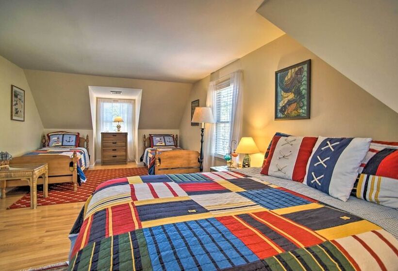 1 Mi To Beach: Home W/ Fire Pit & Bbq In Cape Cod!