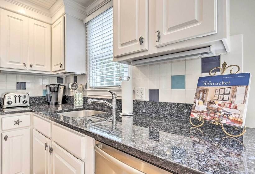 ~ 4 Mi To Dtwn: Chatham Home W/ Fire Pit