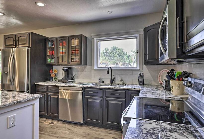 Cedar City Family Home W/ Game Room + Yard!