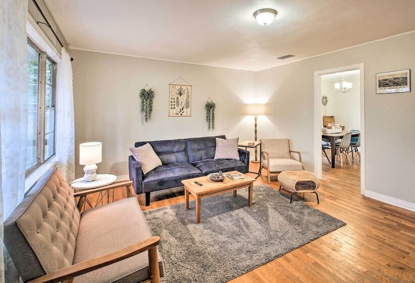 Centrally Located Hot Springs Home W/ Deck!