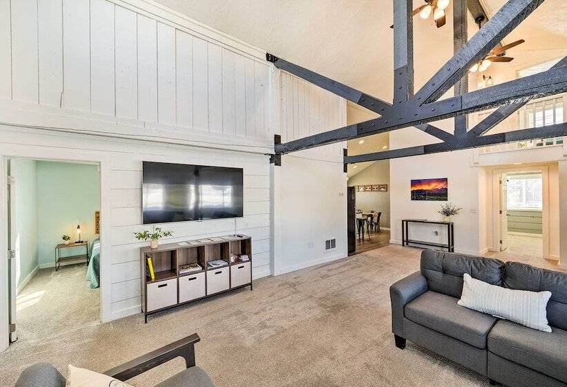 Centrally Located Pinedale Vacation Rental!