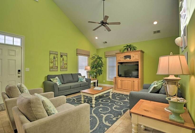 Game Room: Surfside Beach Resort Hideaway!