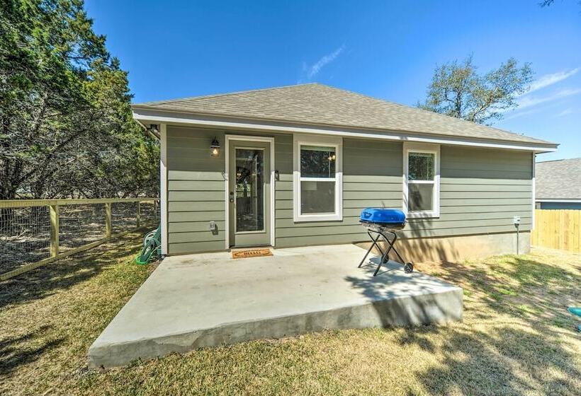 Charming Canyon Lake Home   Walk To Boat Ramp