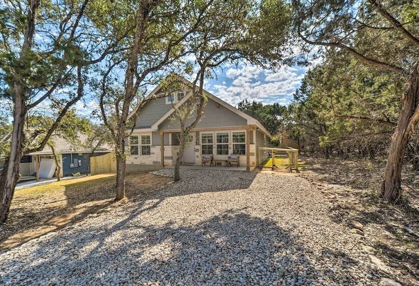 Charming Canyon Lake Home   Walk To Boat Ramp