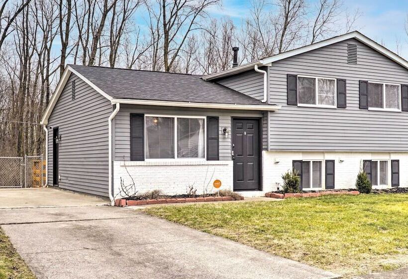 Charming Columbus Home ~ 7 Mi To Ohio State!