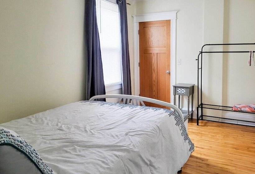 Walk To Lake Superior: Ontonagon Home W/ Fire Pit!