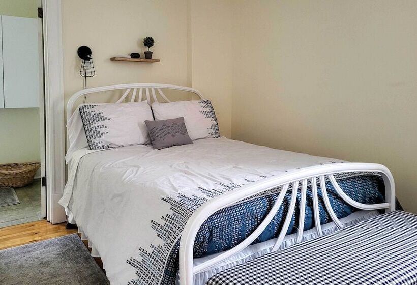 Walk To Lake Superior: Ontonagon Home W/ Fire Pit!