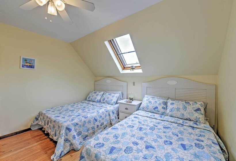 Charming Hyannis Home W/ Deck: Walk To Beach!