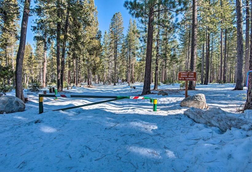 Cozy Mountain Cabin ~ 7 Mi To Heavenly Ski Resort!