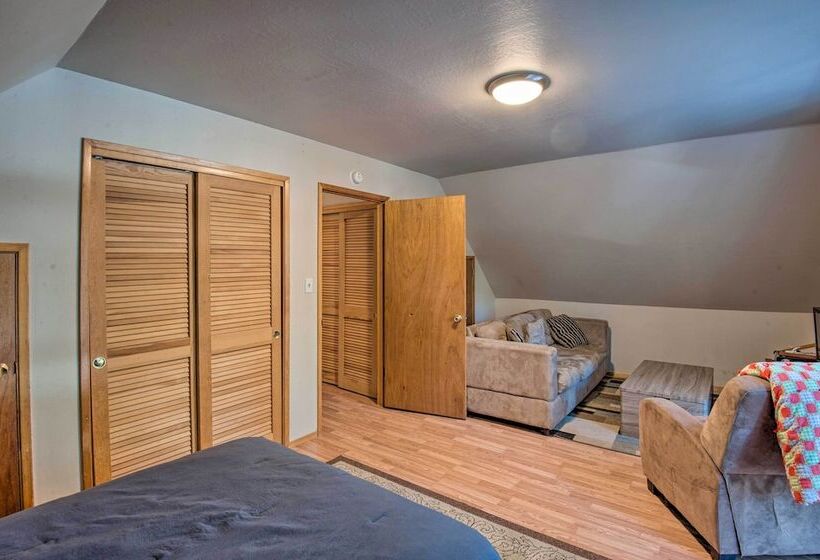 Cozy Mountain Cabin ~ 7 Mi To Heavenly Ski Resort!