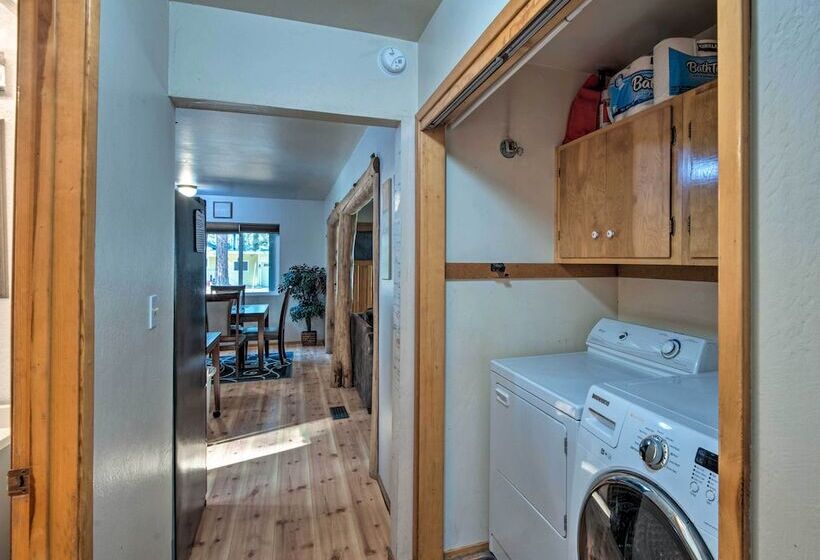 Cozy Mountain Cabin ~ 7 Mi To Heavenly Ski Resort!