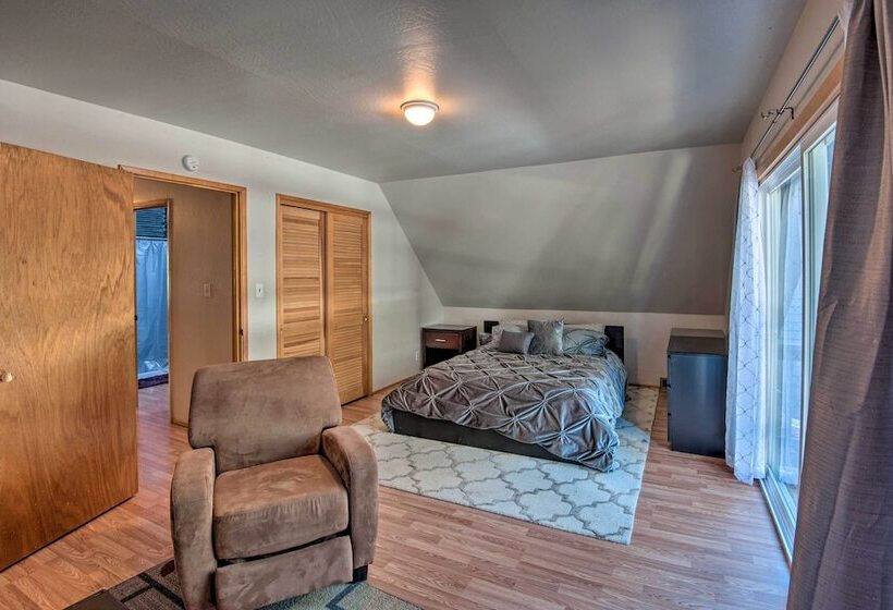 Cozy Mountain Cabin ~ 7 Mi To Heavenly Ski Resort!