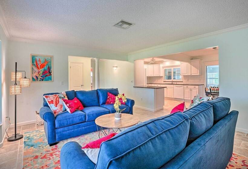 Charming Naples Home W/ Patio ~ 5 Mi To Beach