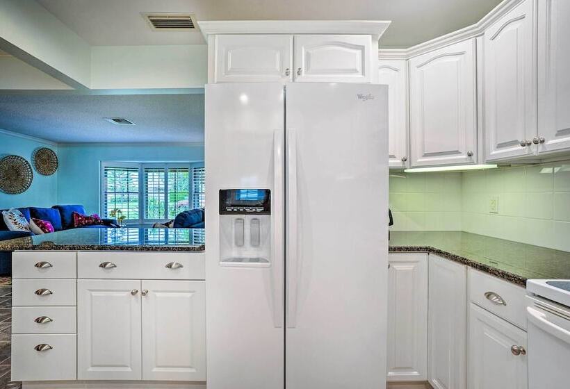 Charming Naples Home W/ Patio ~ 5 Mi To Beach