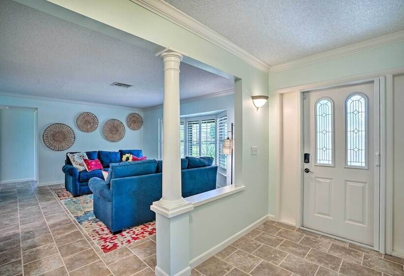 Charming Naples Home W/ Patio ~ 5 Mi To Beach