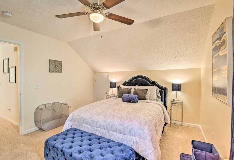 Charming Nashville Home ~ 6 Mi To Downtown!