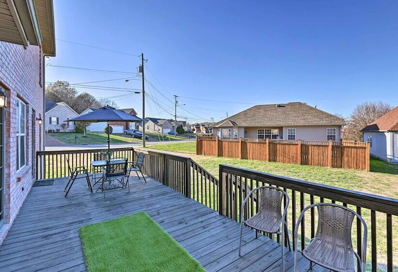 Charming Nashville Home ~ 6 Mi To Downtown!