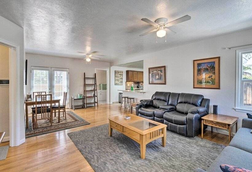 Reno Home W/ Deck: 1 Mi To Riverwalk District!