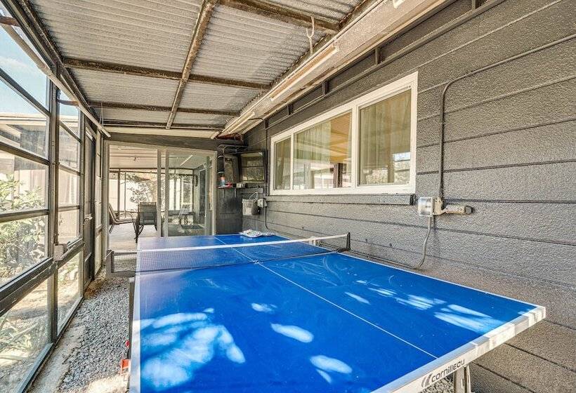 Riverfront Home W/ Boat Dock & Kayaks!