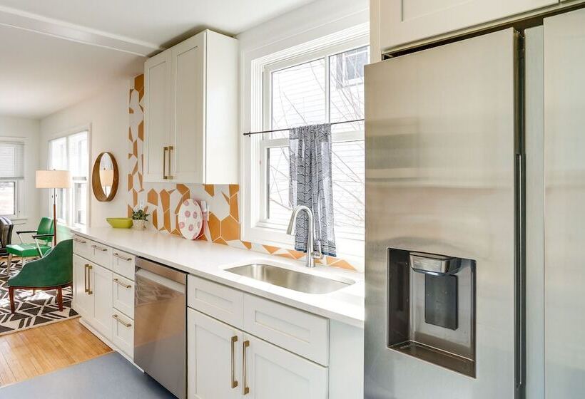 Updated Minneapolis Home In Howe Neighborhood!