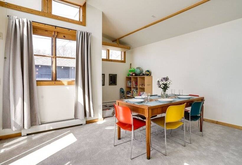 Updated Minneapolis Home In Howe Neighborhood!