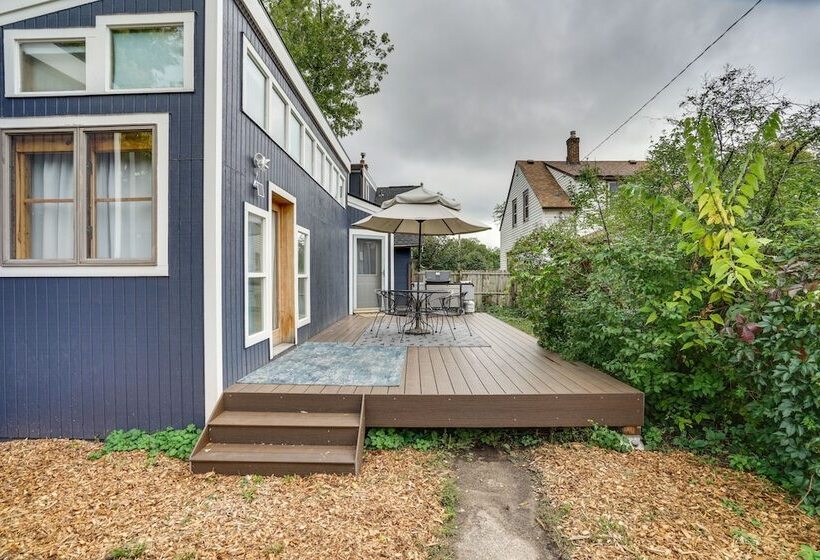 Updated Minneapolis Home In Howe Neighborhood!