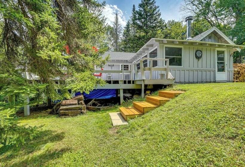 Charming Wilmington Cabin, 8 Mi. To Mt Snow!