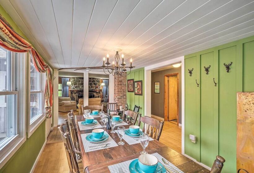 Charming Wilmington Cabin, 8 Mi. To Mt Snow!