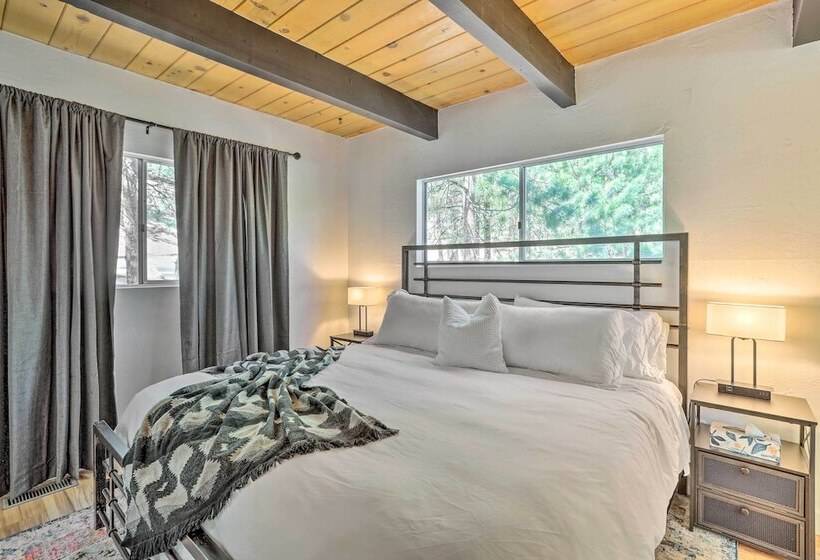 Chic A Frame Treehouse   3 Mi To Village!