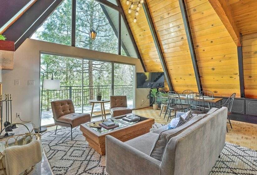 Chic A Frame Treehouse   3 Mi To Village!