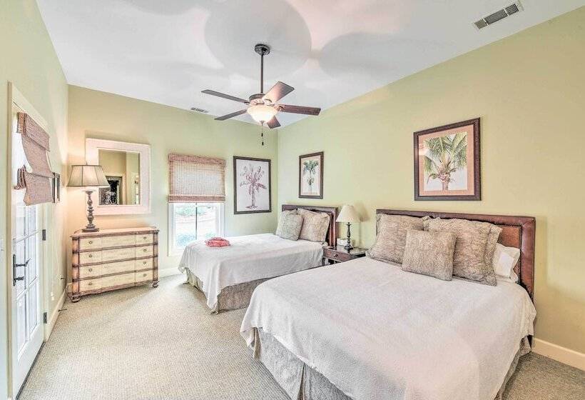 7 Mi To Beach: Bluffton Cottage W/ Furnished Patio