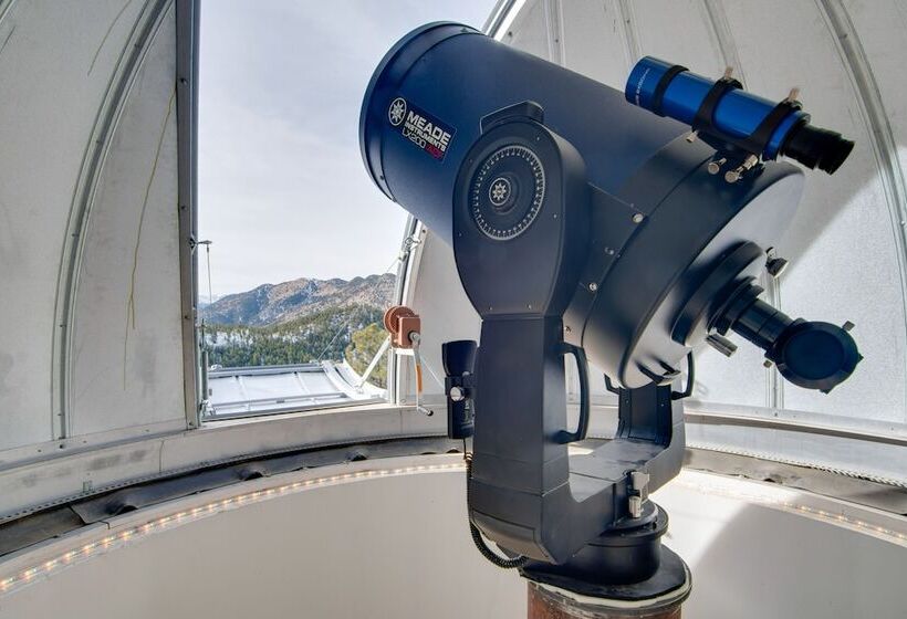 Chic Boulder Mountain Home W/ Hot Tub + Views