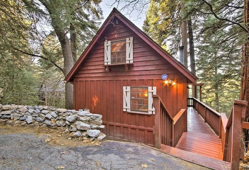 Chic Lake Arrowhead Cabin W/ Deck: 2 Mi To Village