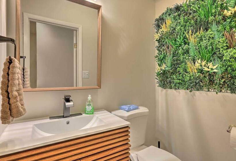 Cincinnati Home, Patio W/ Downtown Views!