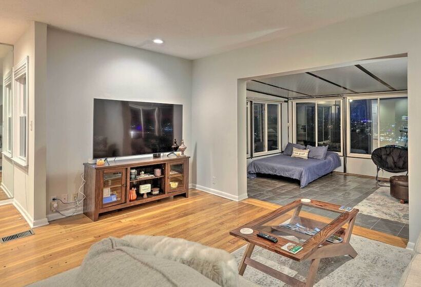 Cincinnati Home, Patio W/ Downtown Views!