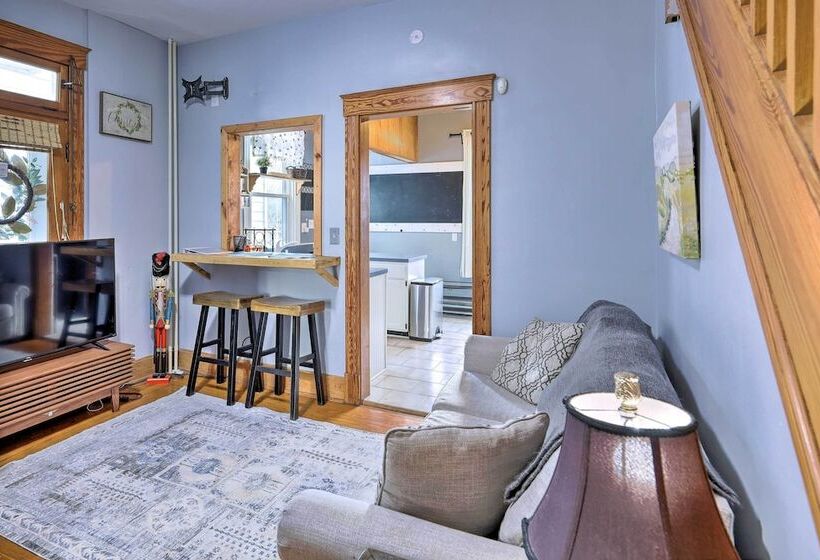 Cincinnati Home W/ Deck & Private Hot Tub!