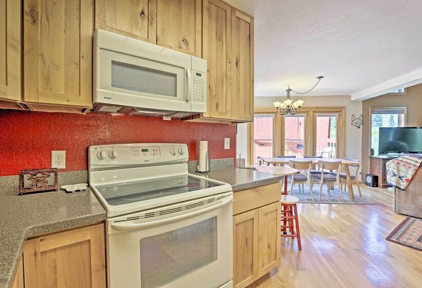 10 Mi To Keystone Resort: Cabin W/ Hot Tub!