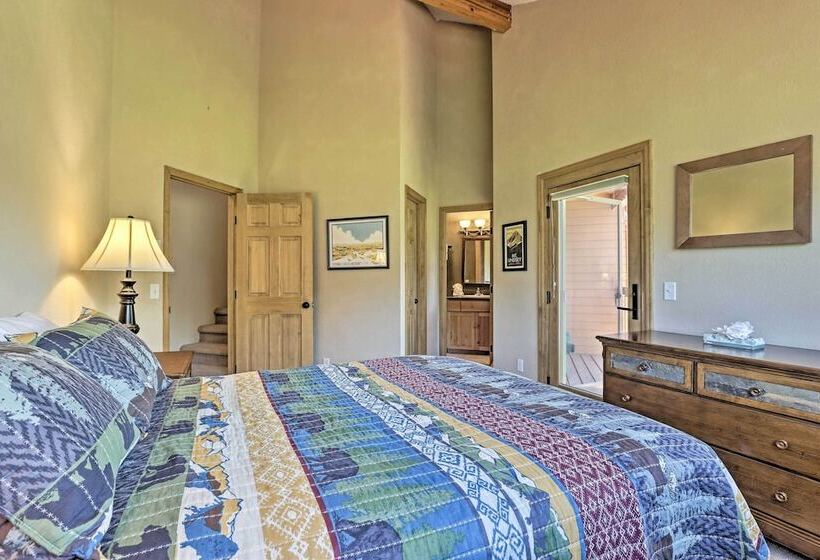 10 Mi To Keystone Resort: Cabin W/ Hot Tub!