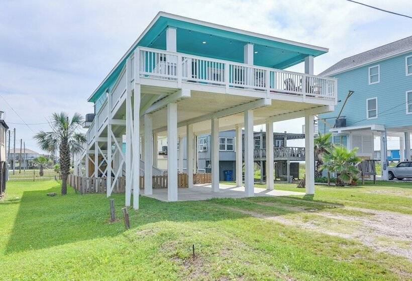 Coastal Surfside Beach Home W/ Ocean Views!