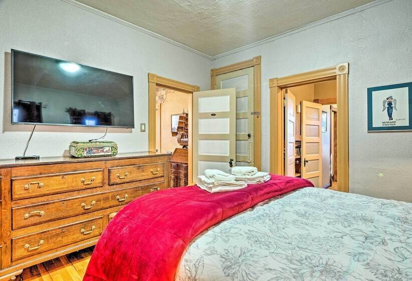 Colorado Springs Dwelling, Walk To Downtown!