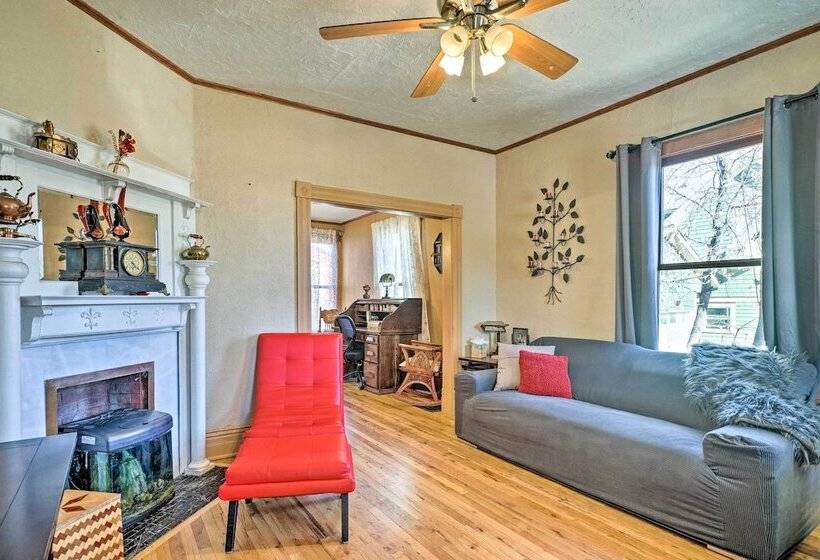 Colorado Springs Dwelling, Walk To Downtown!